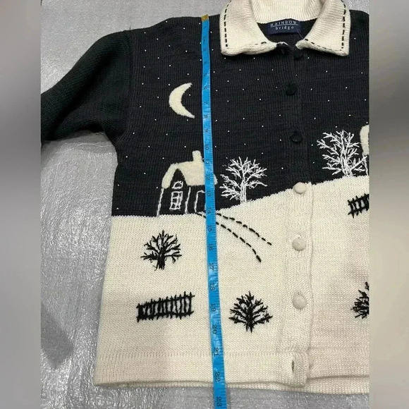 [XL]Rainbow  Bridge Winter Scene Embroidered Collared Button Knit Sweater - Picture 4 of 7